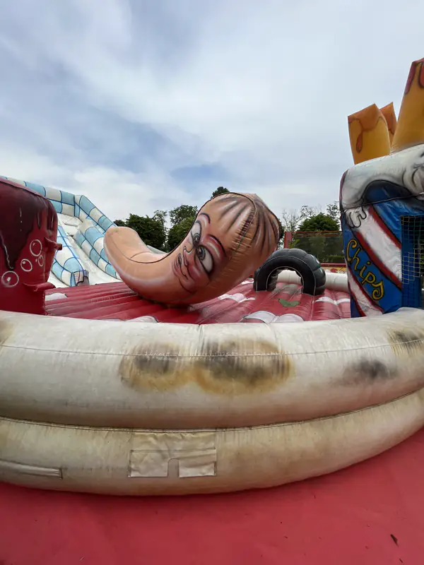 Giochi per bambini dell'agriturismo Al Buttasella con gonfiabili a Lavariano di Mortegliano (UD).